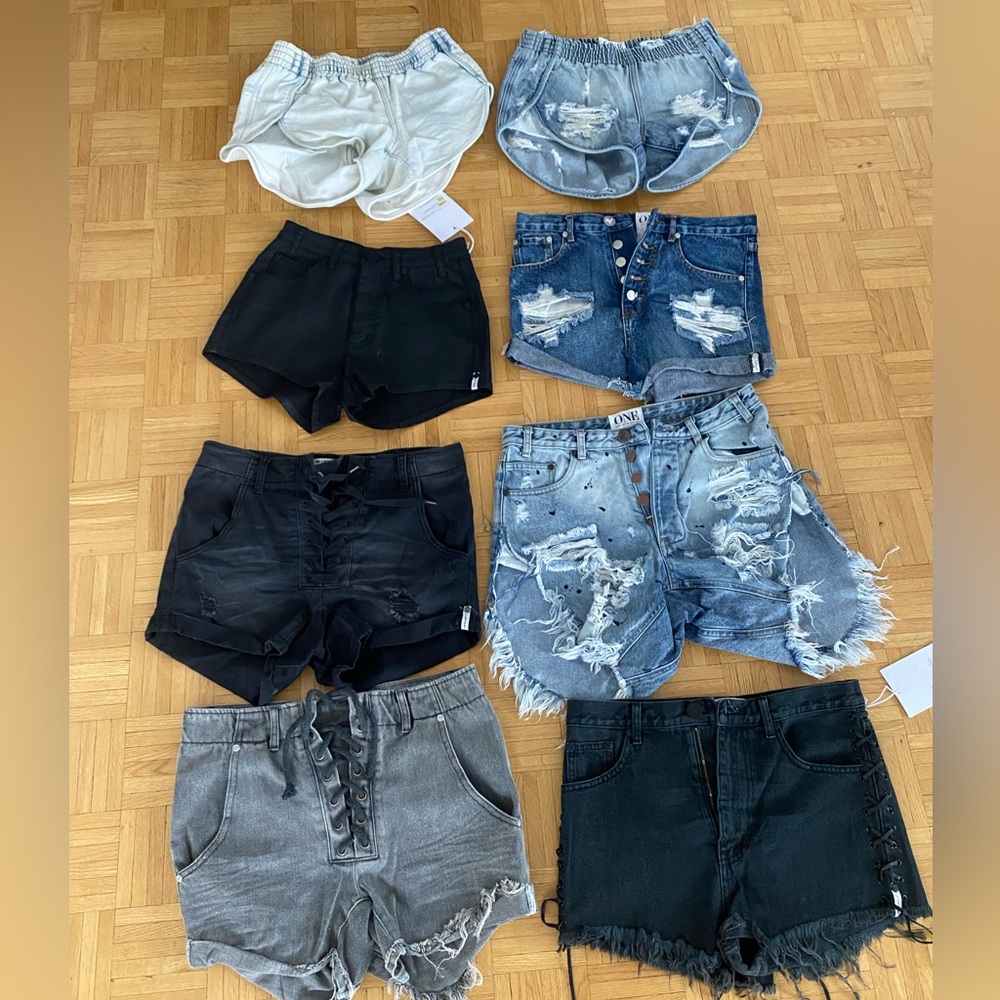 One Teaspoon Bundle - 8 for $120. Size 26. SAMPLES